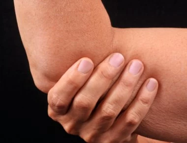 Ρευματοειδής αρθρίτιδα: Πέντε ανησυχητικά σημάδια ότι οι αρθρώσεις σας νοσούν